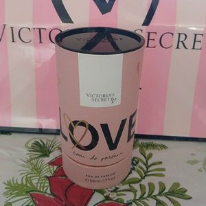 Victoria secrets perfum